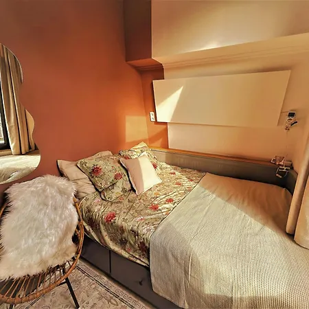 Homestay Hofstad - And